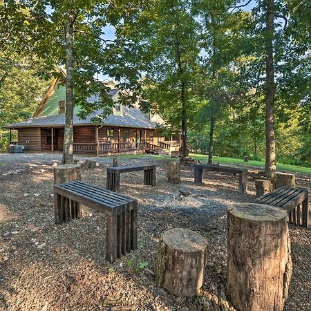 Broken Bow Retreat On 2 Acres With Hot Tub And Deck! Villa Exterior photo