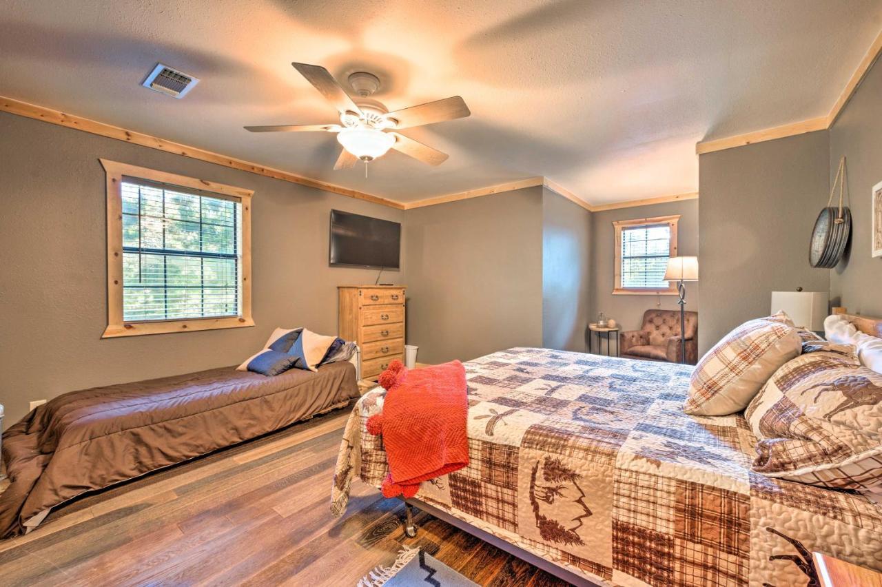 Broken Bow Retreat On 2 Acres With Hot Tub And Deck! Villa Exterior photo